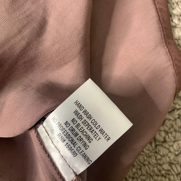 Pink Lily Womens‎ Blouse Top Size Medium Purple Long Sleeves Crew Neck Tie Back - Picture 10 of 11